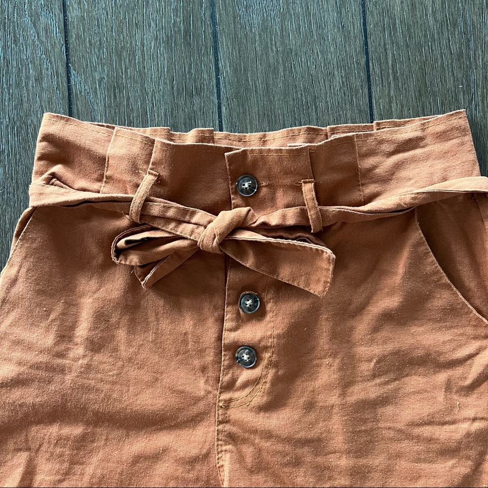 Paperbag Shorts - Picture 2 of 10